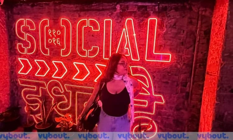 Dessert Hopping with Vaishnavi 🧸🍪🤭